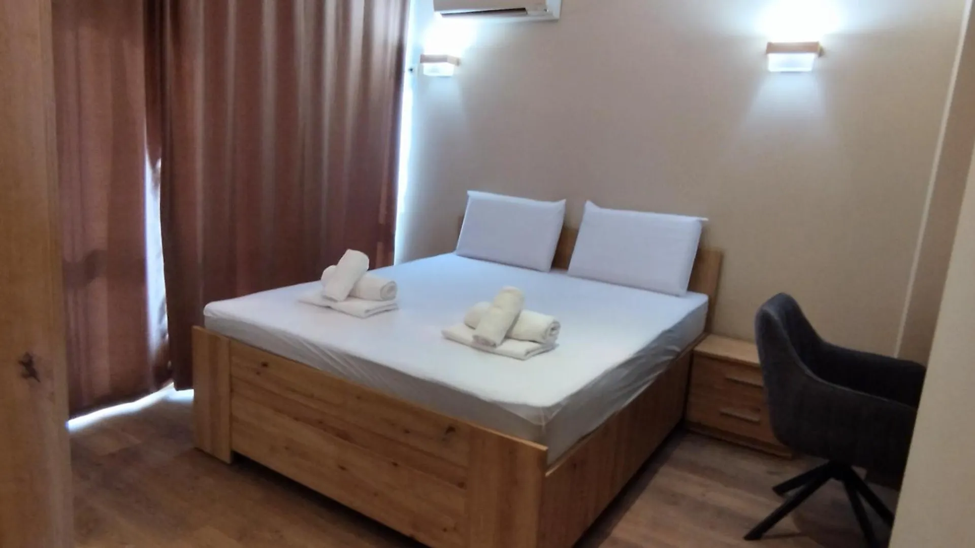 Peaceful Three-Bedroom In Briz, Varna By Flat Mаnаger 0*,  Bulgarie